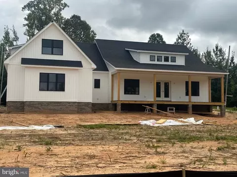 702 Rainbow Rdg, Bumpass, VA 23024