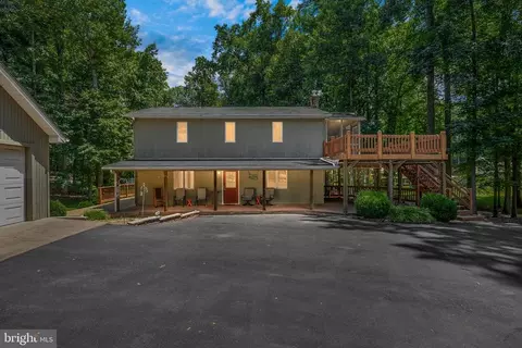 207 Becky Ct, Bumpass, VA 23024 photo 3