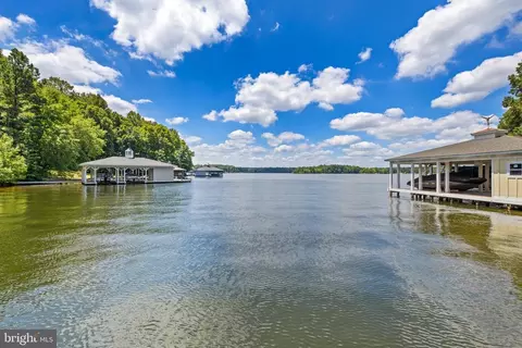 207 Becky Ct, Bumpass, VA 23024 photo 5