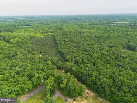 West Old Mountain Rd, Louisa, VA 23093