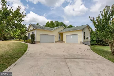 749 Daniel Rd, Louisa, VA 23093 photo 2