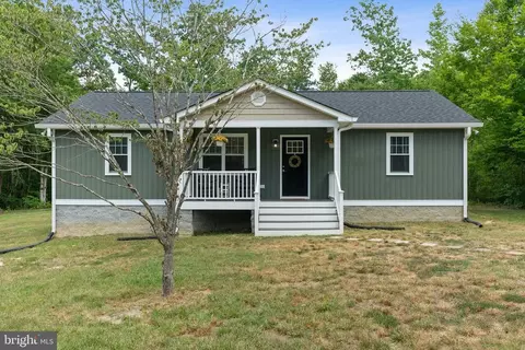 340 Starview Ln, Gum Spring, VA 23065