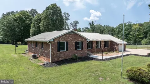 751 Forest Hill Rd, Gordonsville, VA 22942