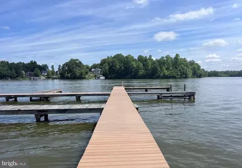 Woodland Shores Dr, Louisa, VA 23093