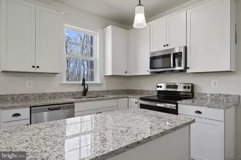 84 Proffits Rd, Louisa, VA 23093 photo 4