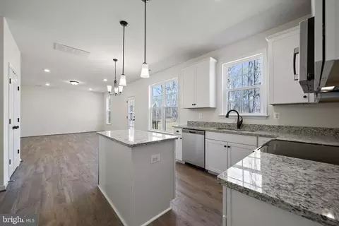 84 Proffits Rd, Louisa, VA 23093 photo 3