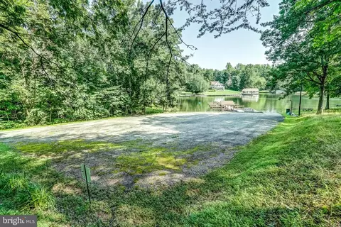 707 Plum Tree Rd, Bumpass, VA 23024 photo 8