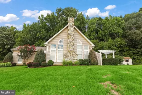 391 Seclusion Shores Dr, Mineral, VA 23117