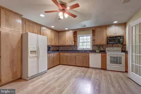 206 Bibb Store Rd, Louisa, VA 23093 photo 9