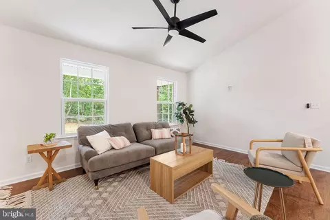 985 Eastham Rd, Bumpass, VA 23024 photo 8