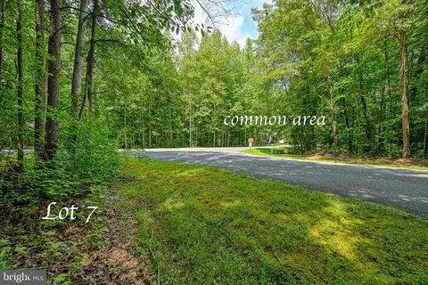 Hickory Ln, Bumpass, VA 23024 photo 4
