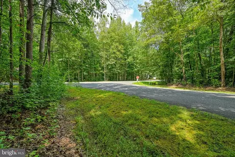 Hickory Ln, Bumpass, VA 23024 photo 7