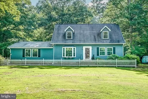 13800 Cross County Rd, Mineral, VA 23117
