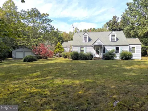 6224 Fredericks Hall Rd, Mineral, VA 23117