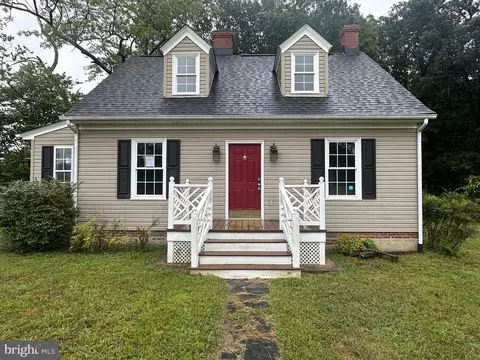 15 Poplar Ave, Mineral, VA 23117