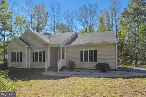 3290 Belle Meade Rd, Bumpass, VA 23024