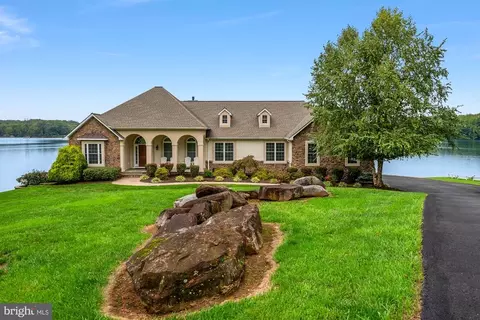 263 Lane Rd, Bumpass, VA 23024 photo 4