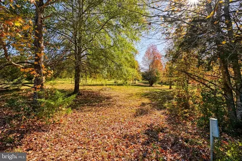 Anna Coves Blvd, Mineral, VA 23117