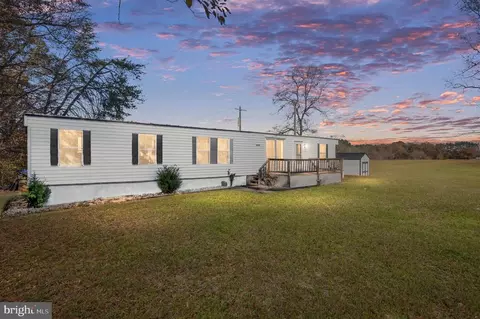 3891 Oakland Rd, Louisa, VA 23093