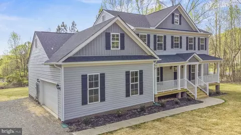 419 Lake Forest Dr, Mineral, VA 23117