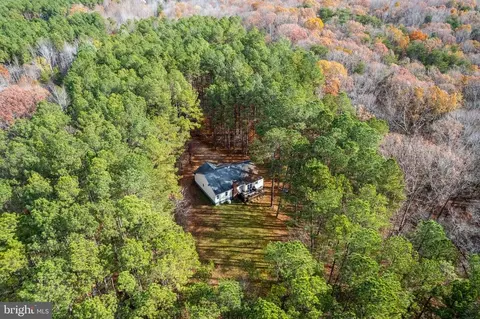 117 Lizzie Ln, Bumpass, VA 23024
