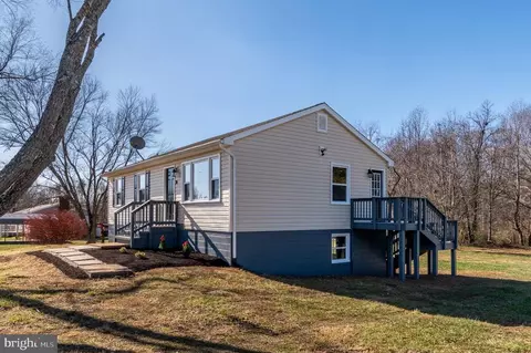 2105 Bagby Rd, Bumpass, VA 23024 photo 3