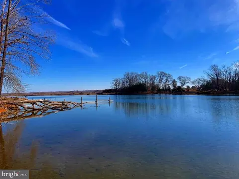 168 Barbara Rd, Bumpass, VA 23024