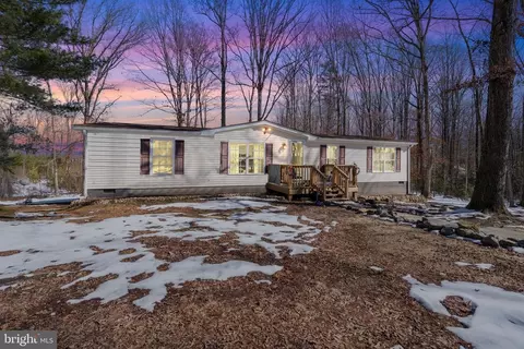 5786 Bethany Church Rd, Bumpass, VA 23024