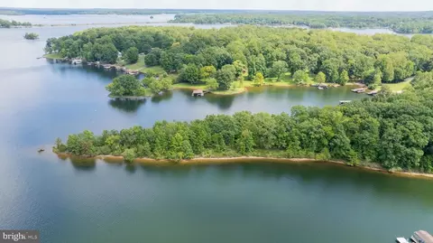 Busbees Point Rd, Bumpass, VA 23024 photo 8