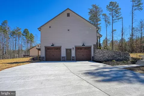 48 Pine Dr, Louisa, VA 23093 photo 4