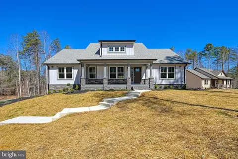 48 Pine Dr, Louisa, VA 23093 photo 2