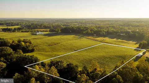 1 Bibb Store Rd, Louisa, VA 23093