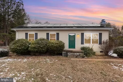 39 Twin Cedars Rd, Mineral, VA 23117