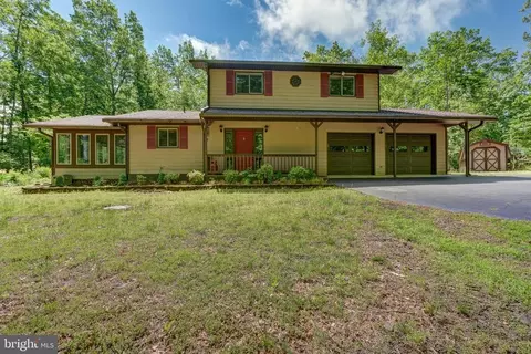 120 Lakewood Cir, Mineral, VA 23117