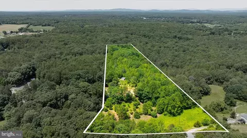 Peach Grove Road, Louisa, VA 23093