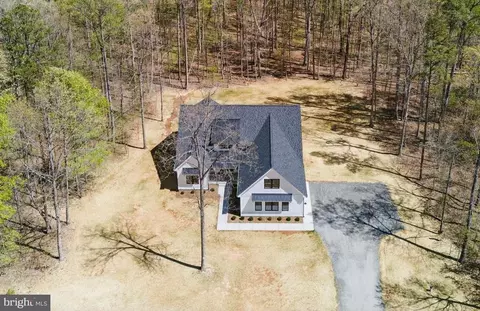 2280 Hensley Rd, Mineral, VA 23117