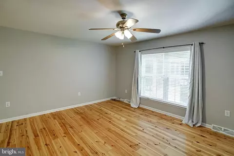 444 Point Dr, Bumpass, VA 23024 photo 29