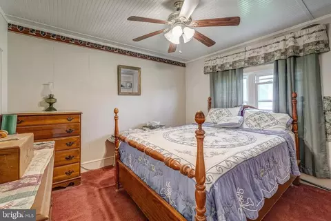 602 E 1st St E, Mineral, VA 23117 photo 25