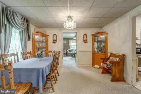 602 E 1st St E, Mineral, VA 23117 photo 10