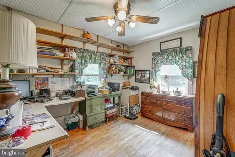602 E 1st St E, Mineral, VA 23117 photo 16