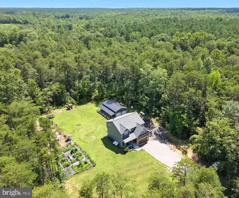 275 Freestyle Ln, Mineral, VA 23117