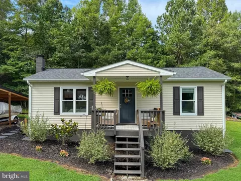 3843 Buckner Rd, Bumpass, VA 23024