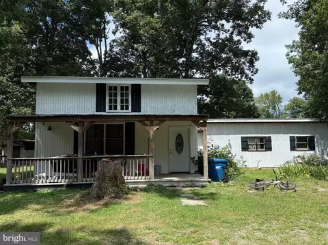 1915 Bumpass Rd, Bumpass, VA 23024