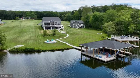 782 Fairview Dr, Mineral, VA 23117