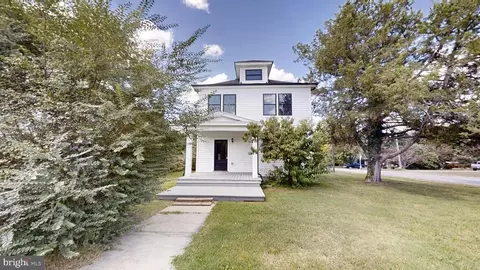 106 E Fifth St E, Mineral, VA 23117