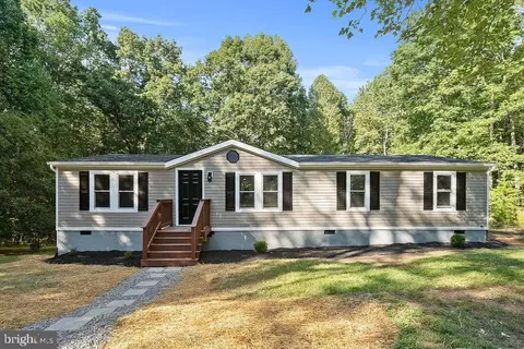 1301 Vawter Corner Rd, Louisa, VA 23093
