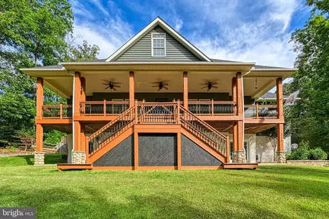 315 Lakewood Cir, Mineral, VA 23117