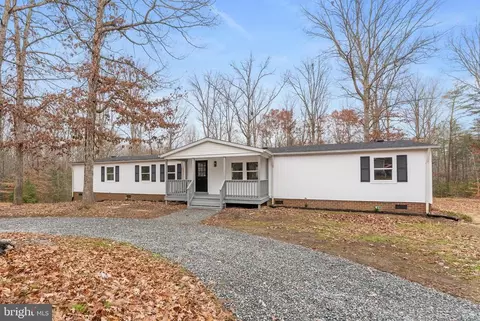 4132 Paynes Mill Rd, Bumpass, VA 23024