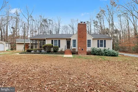 259 Hawkins Farm Rd, Bumpass, VA 23024
