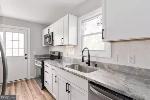 2174 Copper Line Rd, Bumpass, VA 23024 photo 6
